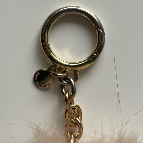 Michael Kors pompom fur key chain - Picture 3 of 3